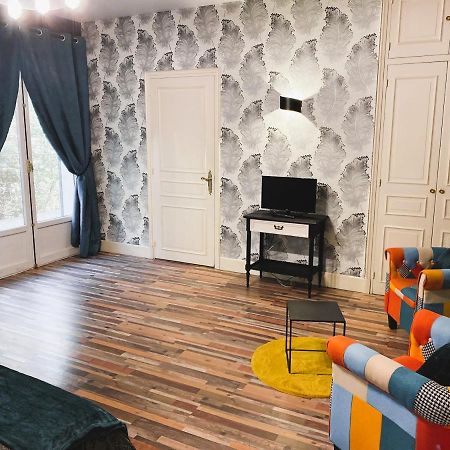 Les Genebruyeres - L'Histoire D'Un Reve Bed & Breakfast Aubigny-sur-Nère Dış mekan fotoğraf